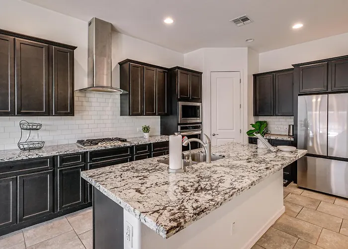 Wfh-friendly Retreat W/ Pool Access * Queen Creek