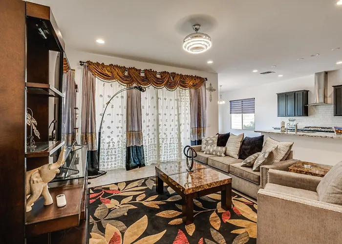 Holiday home Wfh-friendly Retreat W/ Pool Access