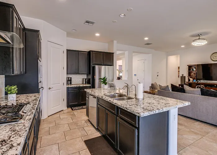 Holiday home Wfh-friendly Retreat W/ Pool Access Queen Creek