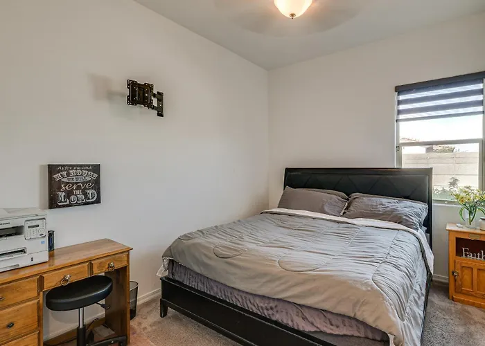 Wfh-friendly Retreat W/ Pool Access Holiday home Queen Creek